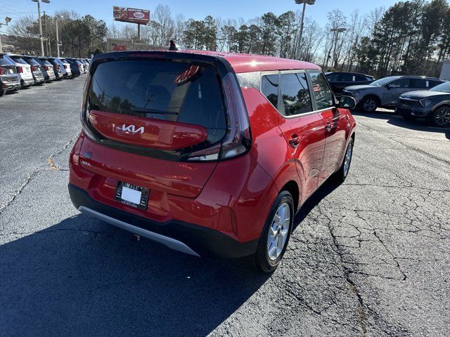 2024 Kia Soul LX