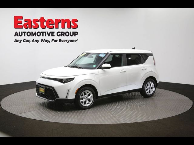 2024 Kia Soul LX