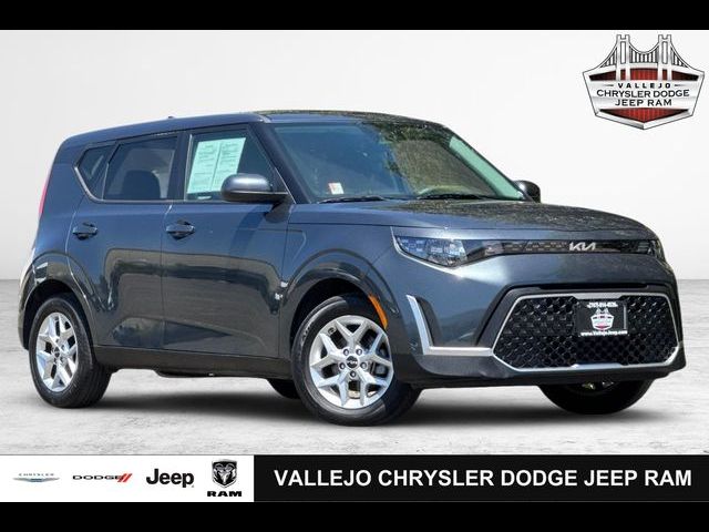 2024 Kia Soul LX