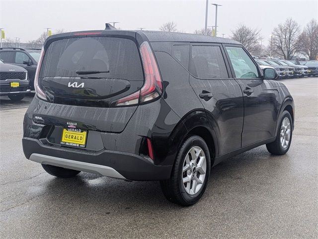 2024 Kia Soul LX