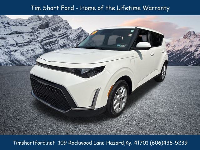 2024 Kia Soul LX