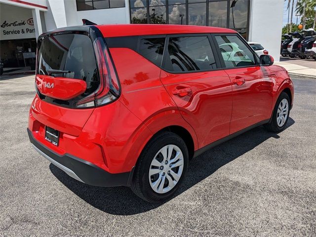 2024 Kia Soul LX