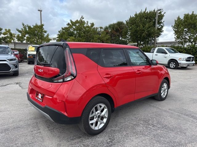 2024 Kia Soul LX