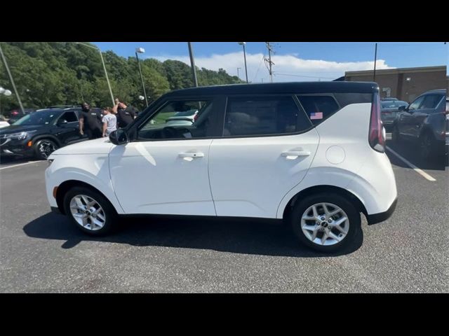 2024 Kia Soul S