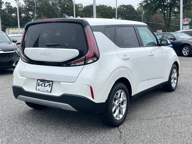 2024 Kia Soul S