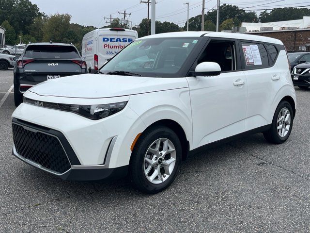 2024 Kia Soul S