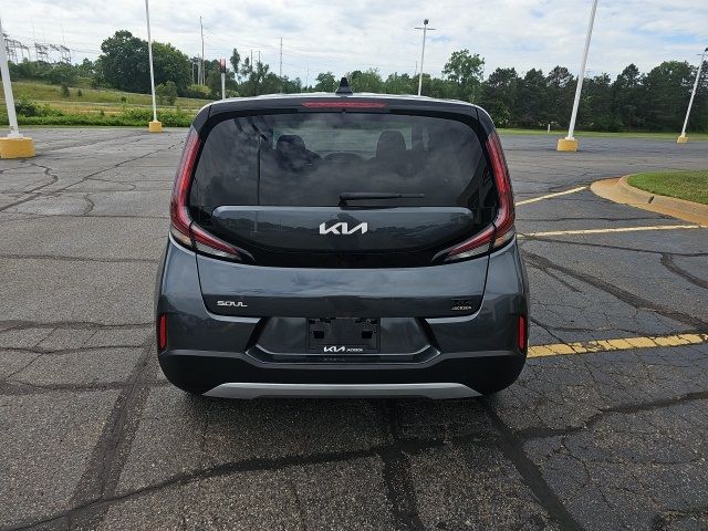 2024 Kia Soul S