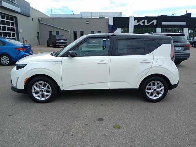 2024 Kia Soul S