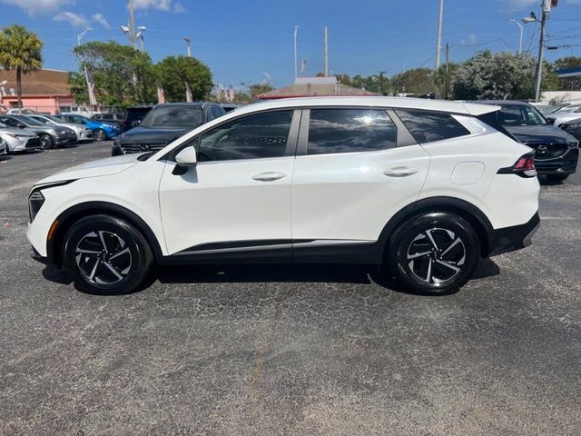 2024 Kia Sportage Hybrid LX