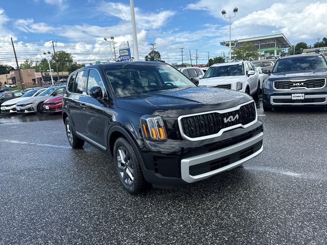 2024 Kia Telluride LX