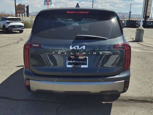 2024 Kia Telluride LX