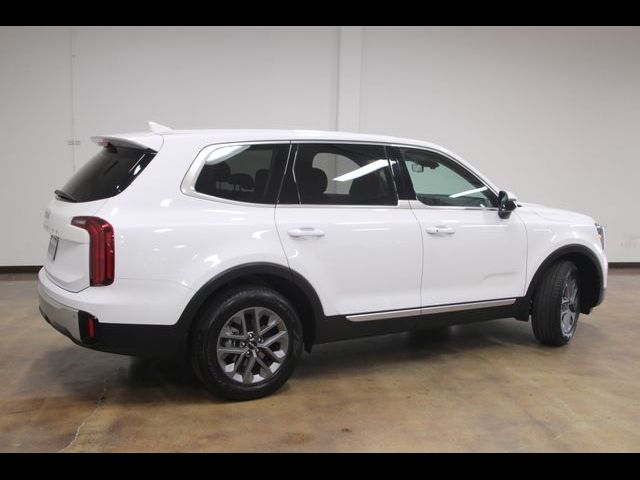 2024 Kia Telluride LX