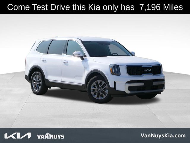 2024 Kia Telluride LX