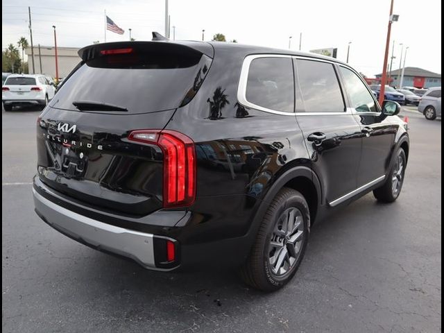 2024 Kia Telluride LX