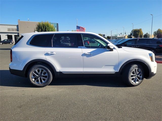 2024 Kia Telluride LX