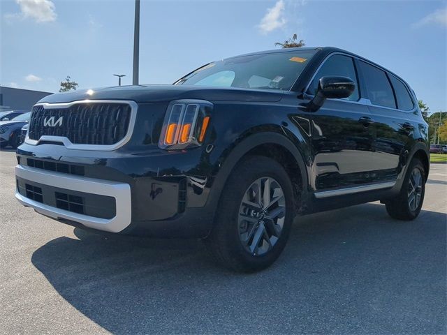 2024 Kia Telluride LX