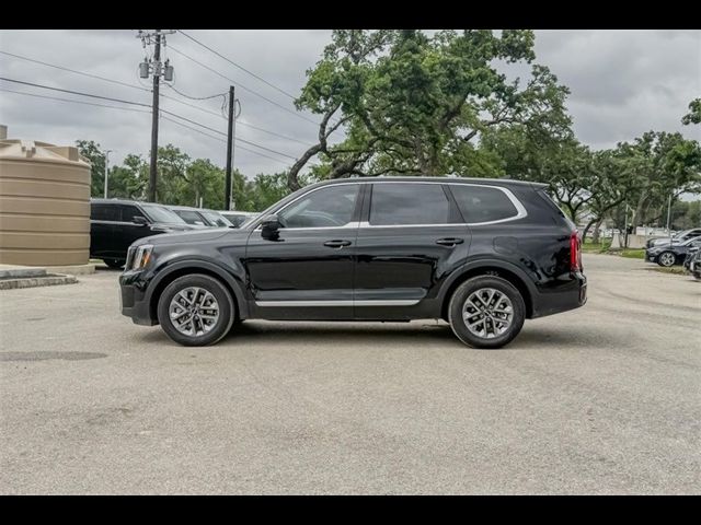 2024 Kia Telluride LX