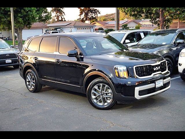 2024 Kia Telluride LX