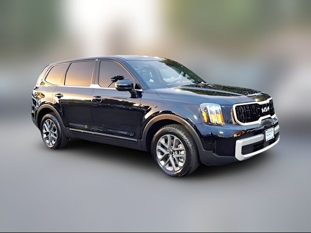 2024 Kia Telluride LX