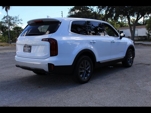 2024 Kia Telluride LX