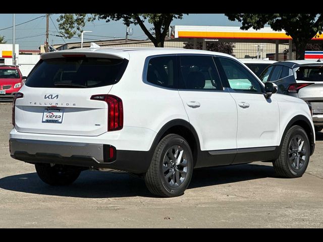 2024 Kia Telluride LX