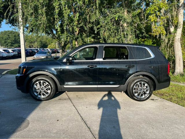 2024 Kia Telluride LX