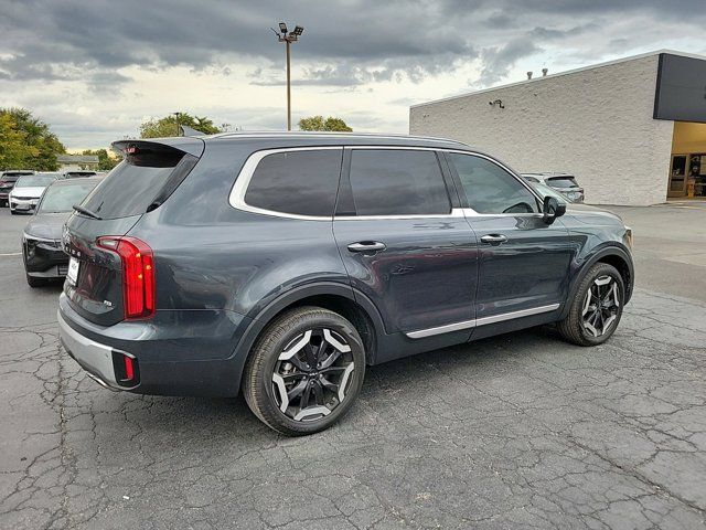 2024 Kia Telluride S