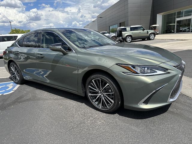 2024 Lexus ES 300h