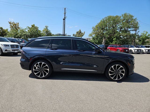 2024 Lincoln Nautilus Black Label