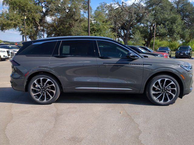 2024 Lincoln Nautilus Black Label