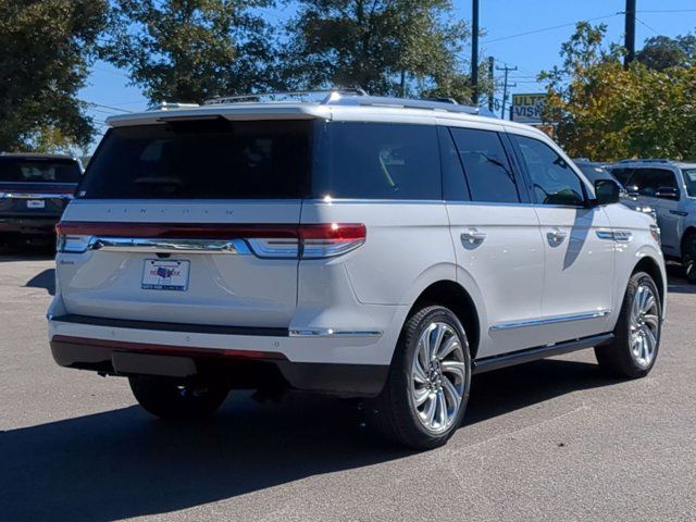 2024 Lincoln Navigator Premiere