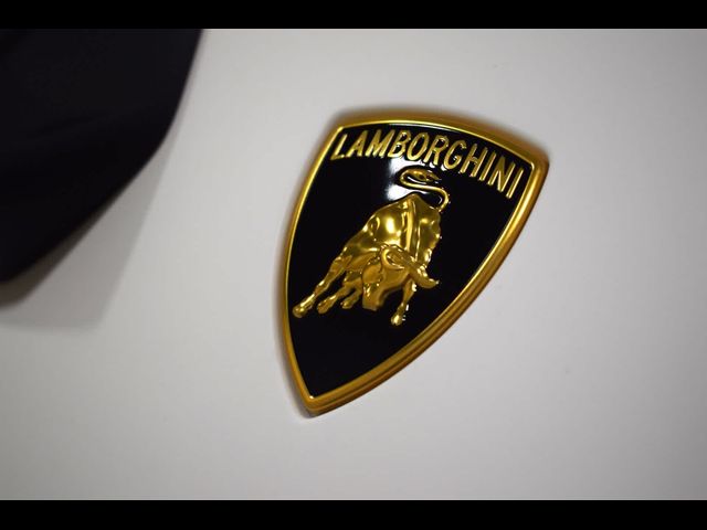 2024 Lamborghini Huracan Sterrato Base