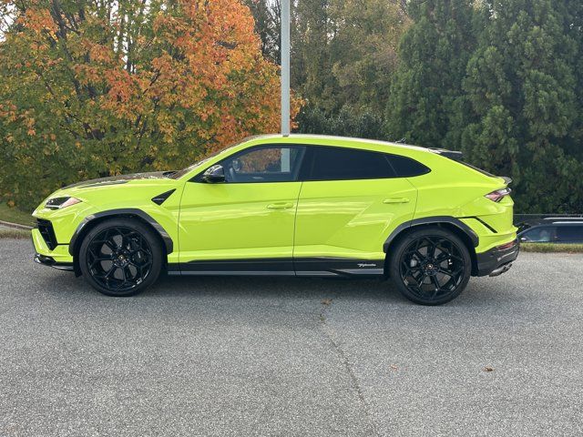 2024 Lamborghini Urus Performante