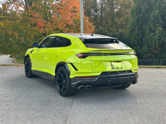 2024 Lamborghini Urus Performante