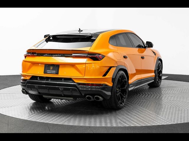 2024 Lamborghini Urus Performante