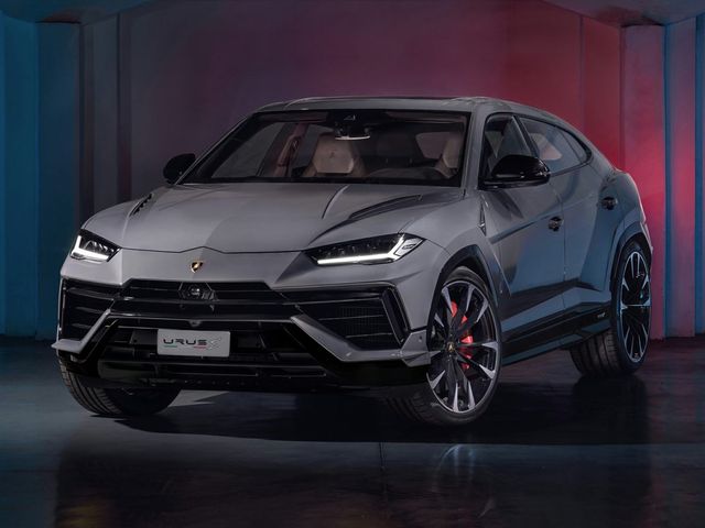 2024 Lamborghini Urus Performante