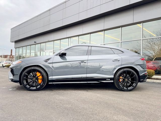 2024 Lamborghini Urus S