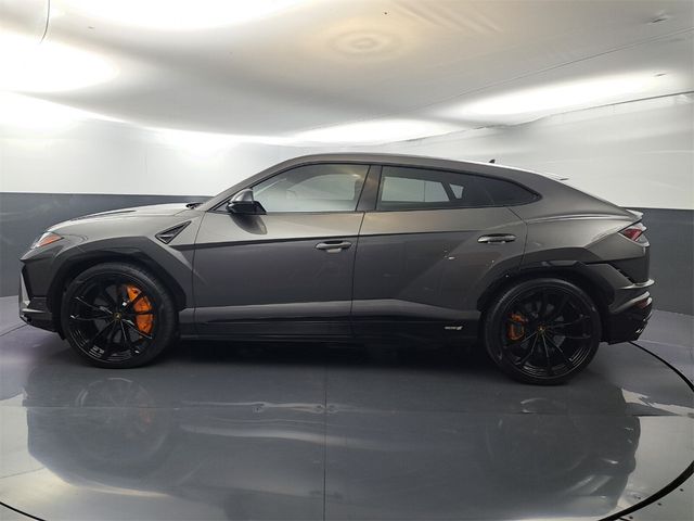 2024 Lamborghini Urus S