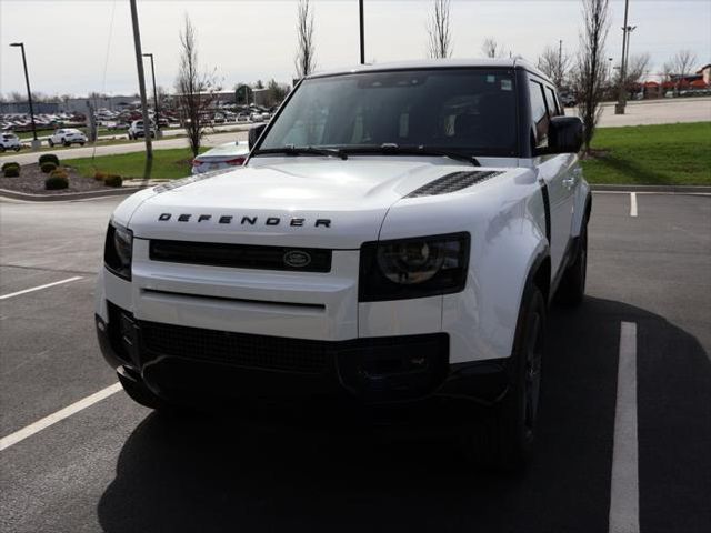 2024 Land Rover Defender X-Dynamic SE