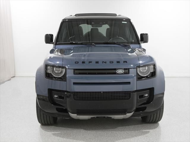2024 Land Rover Defender X-Dynamic SE