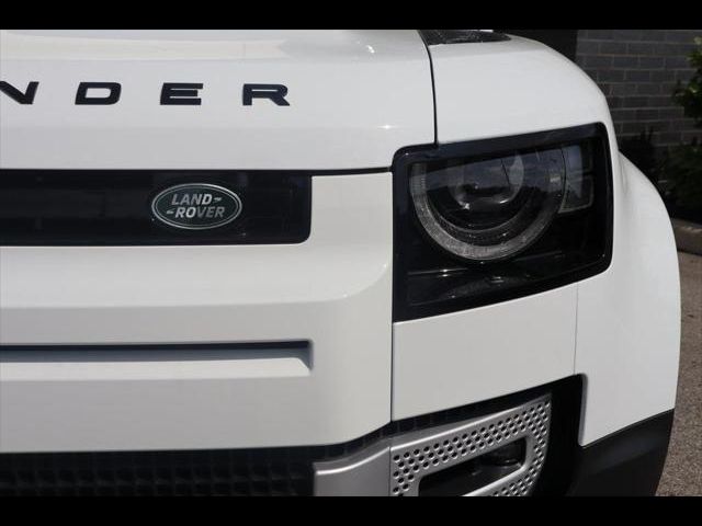 2024 Land Rover Defender SE