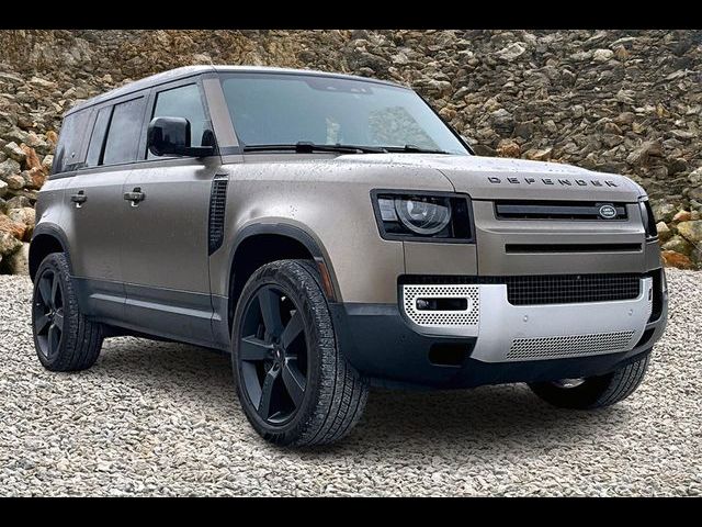 2024 Land Rover Defender SE