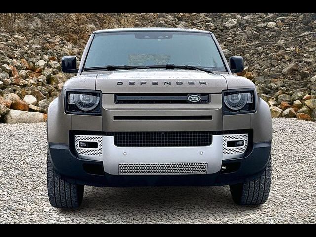 2024 Land Rover Defender SE