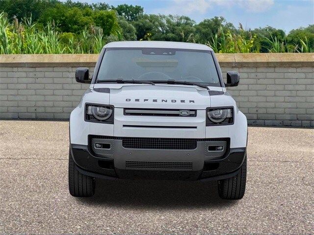 2024 Land Rover Defender Outbound