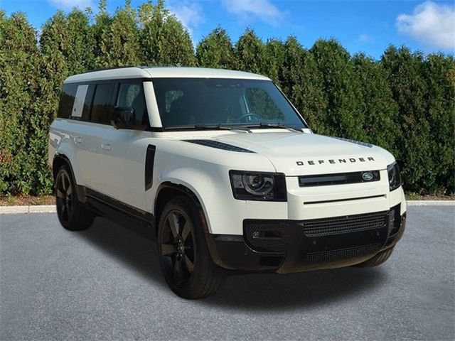 2024 Land Rover Defender X-Dynamic SE