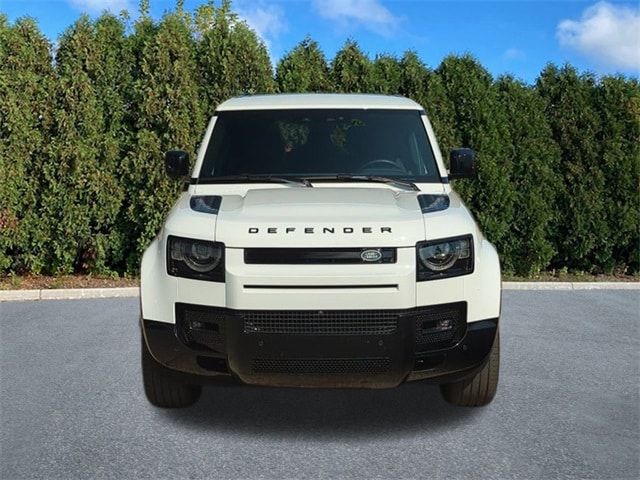 2024 Land Rover Defender X-Dynamic SE