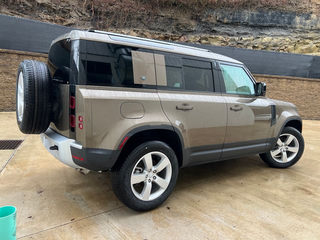 2024 Land Rover Defender S