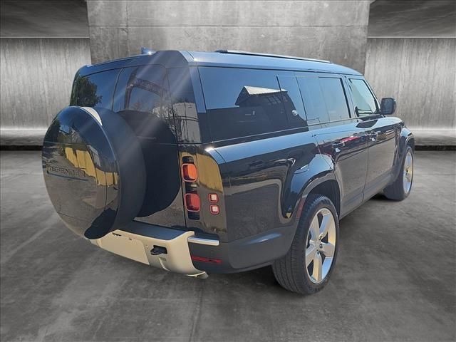 2024 Land Rover Defender S