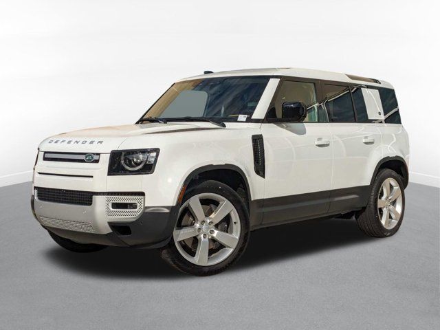 2024 Land Rover Defender SE