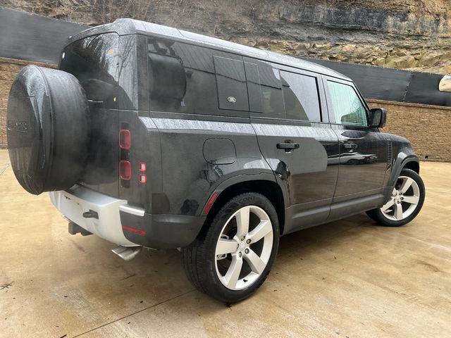 2024 Land Rover Defender SE